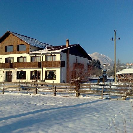 Serena Guesthouse Bran Bran  Bagian luar foto