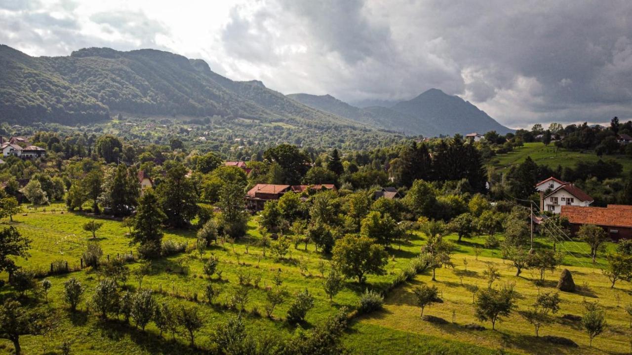 Serena Guesthouse Bran Bran  Bagian luar foto