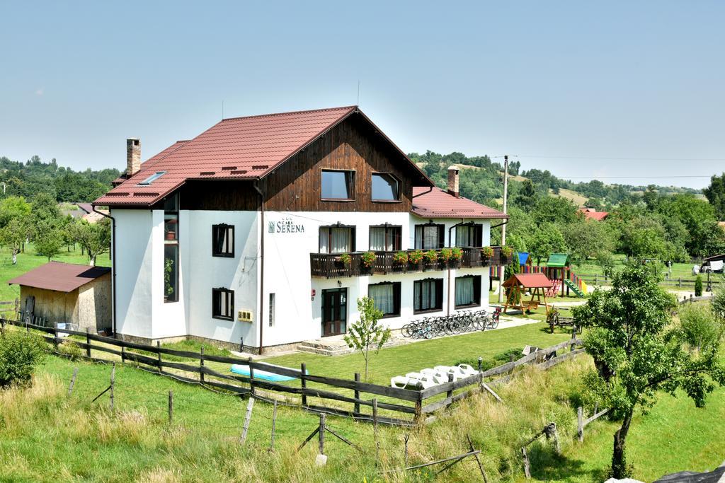 Serena Guesthouse Bran Bran  Bagian luar foto