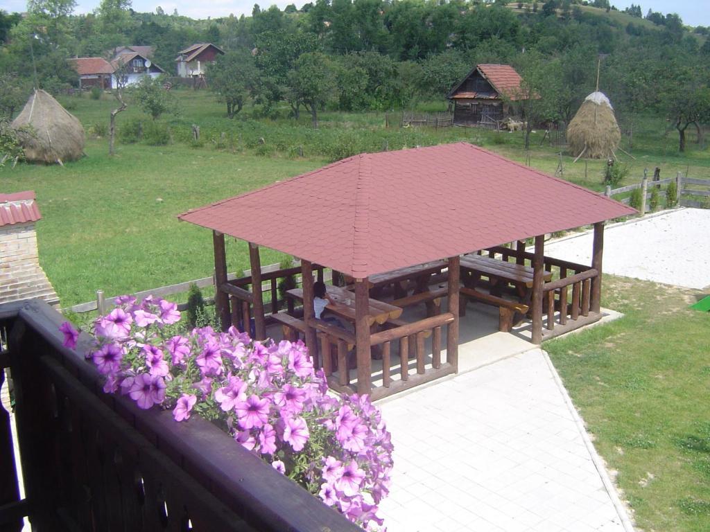 Serena Guesthouse Bran Bran  Bagian luar foto
